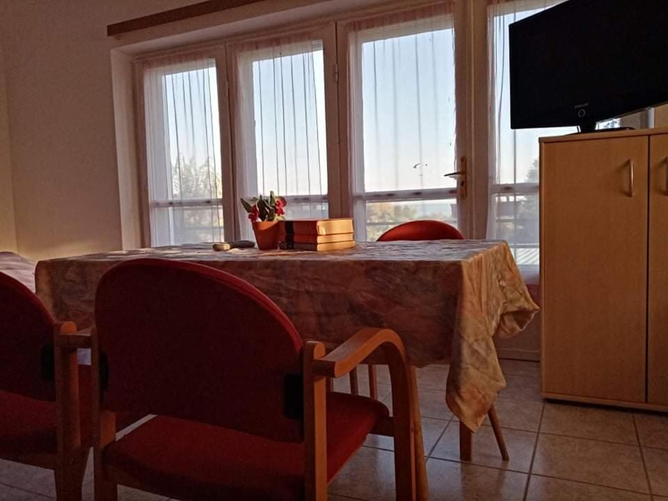 Badacsonyi Magan Szallas Badacsonytomaj Exteriör bild
